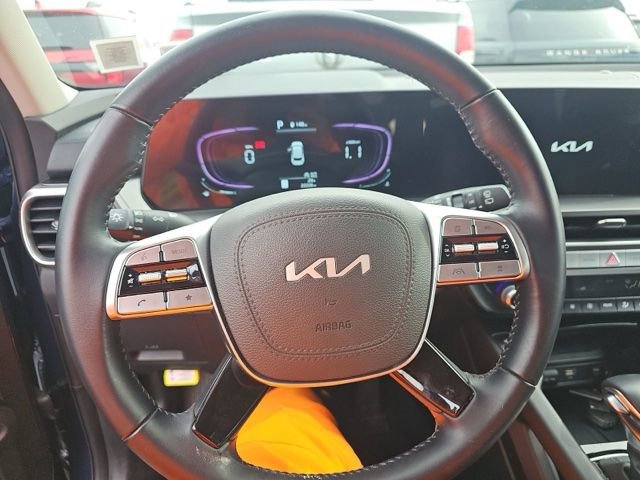 Used 2025 Kia Telluride S image 12