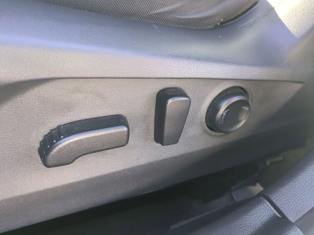 Used 2025 Subaru Outback Premium AWD/4WD image 14