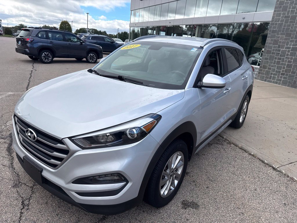 Used 2017 Hyundai Tucson SE w/ SE Popular Package 02 AWD/4WD image 5