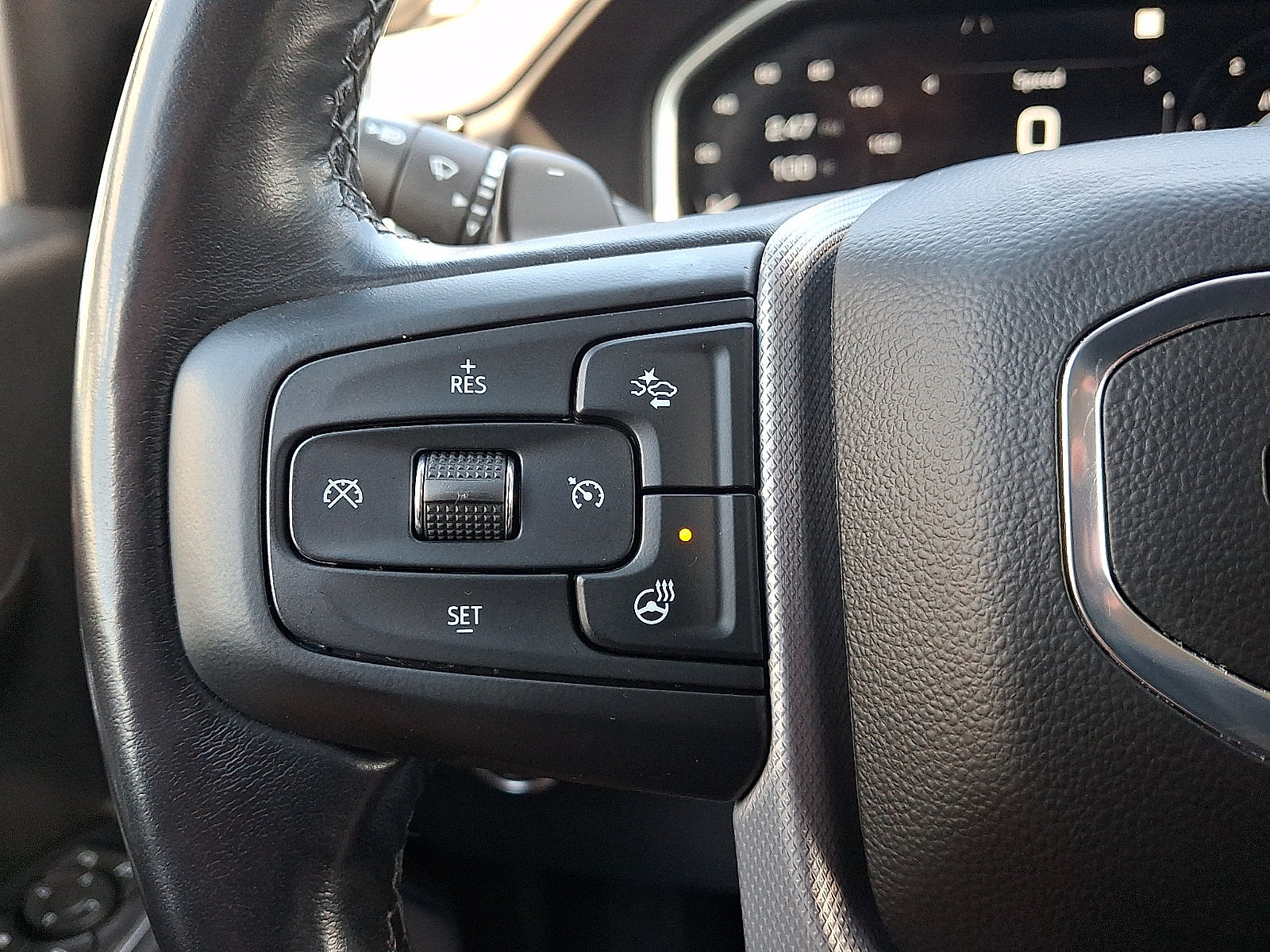Used 2022 GMC Sierra 1500 Denali AWD/4WD image 23