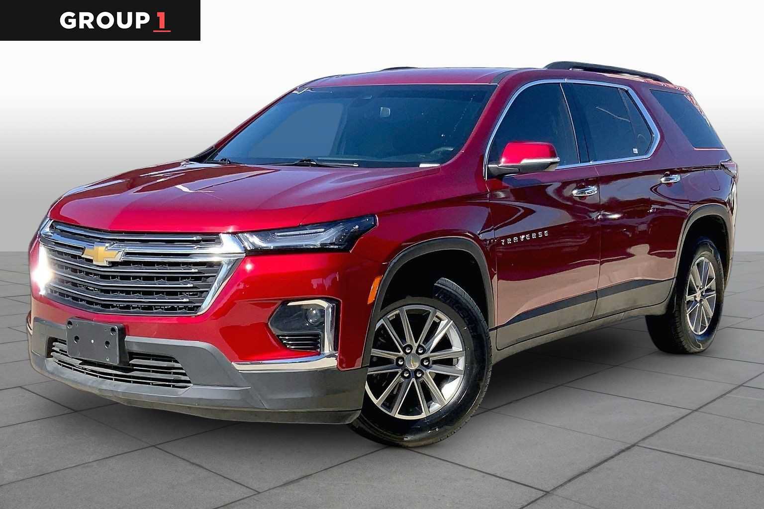 Used 2023 Chevrolet Traverse LT