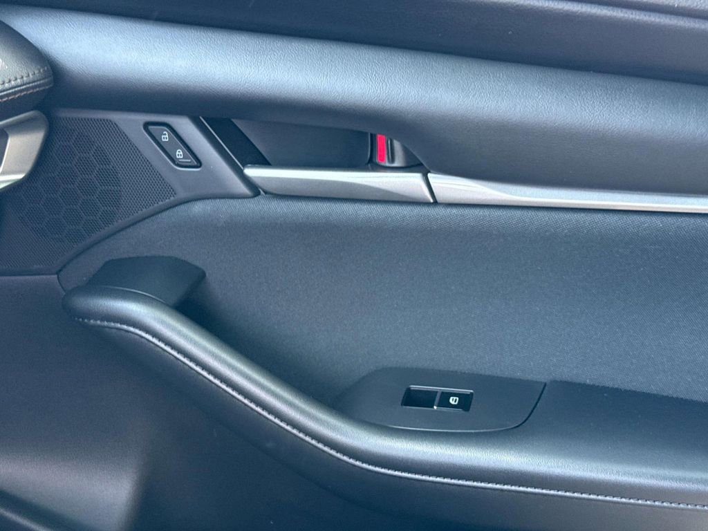 Certified 2025 MAZDA MAZDA3 s image 29