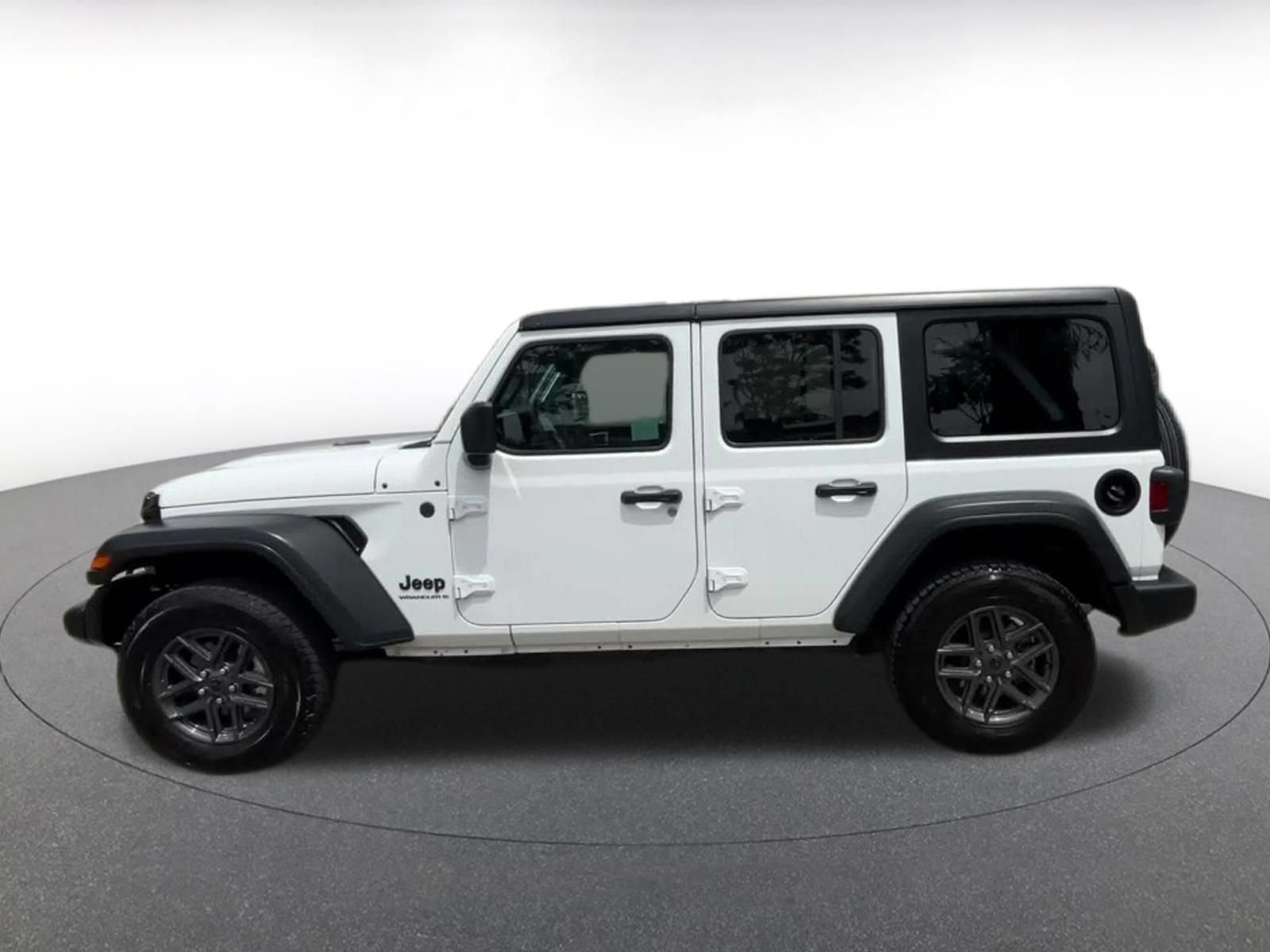 Used 2025 Jeep Wrangler Unlimited Sport AWD/4WD image 7