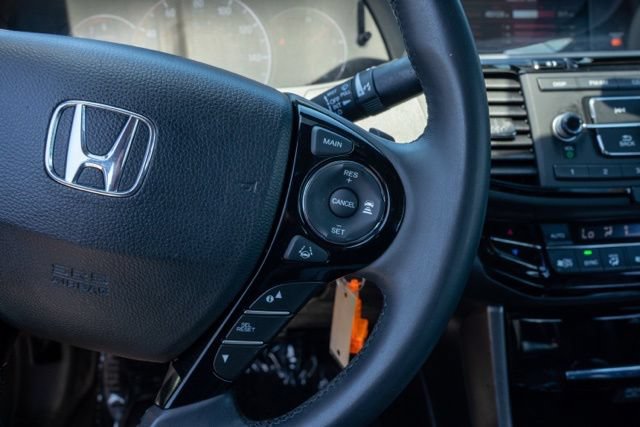 Used 2016 Honda Accord Sport image 19