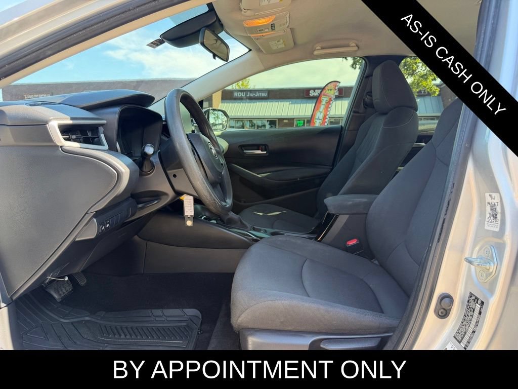 Used 2020 Toyota Corolla LE FWD image 9