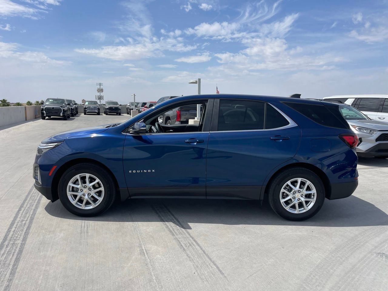 Used 2023 Chevrolet Equinox LT image 6