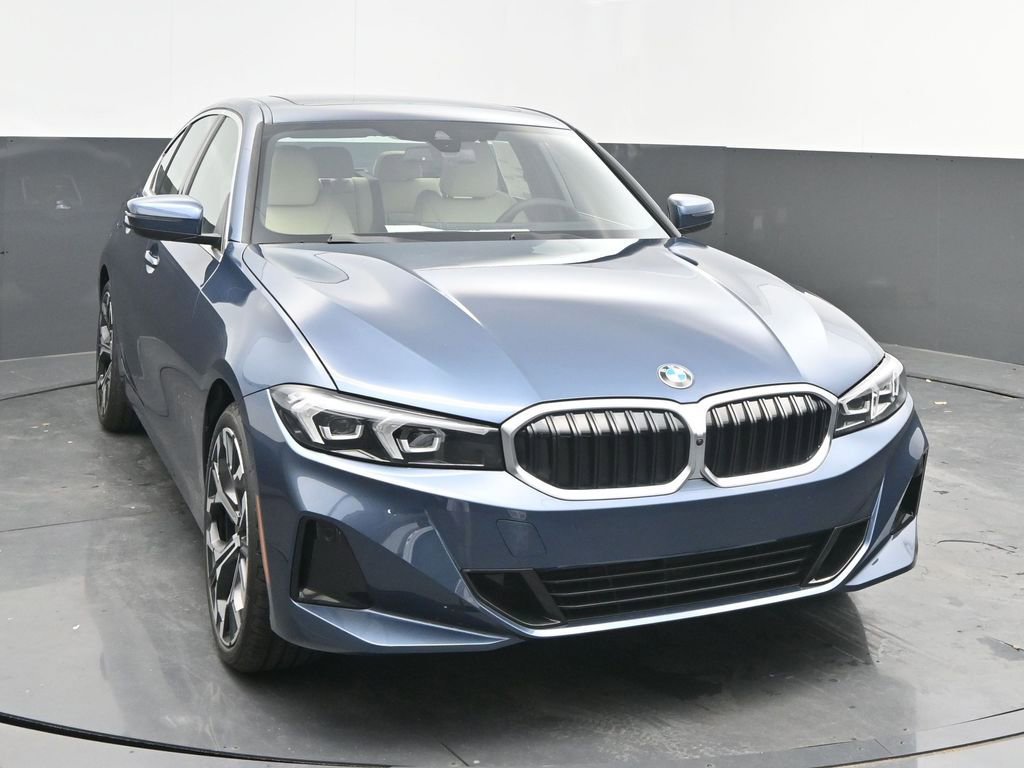 Certified 2025 BMW 330i Sedan w/ Premium Package image 9