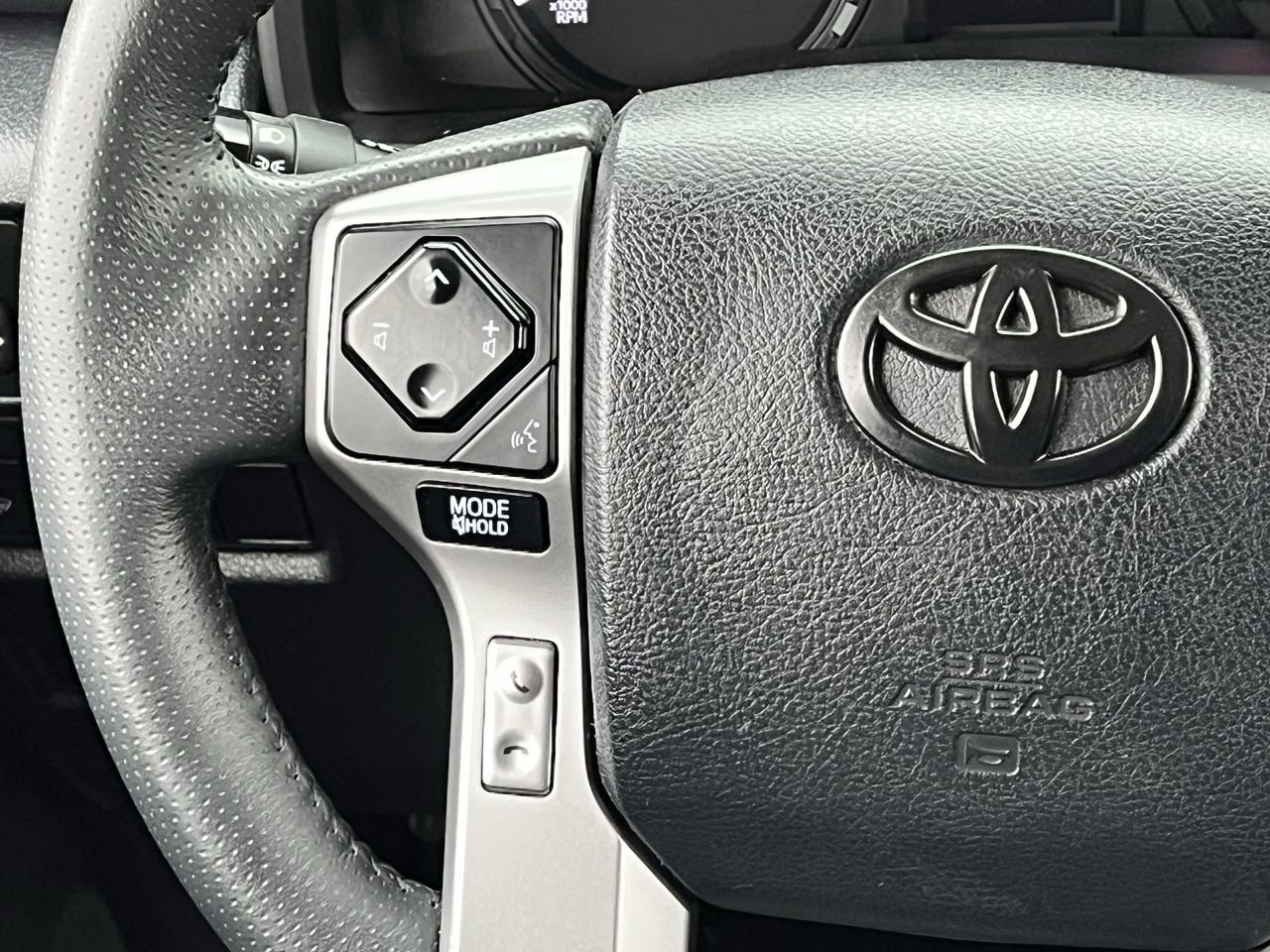 Used 2021 Toyota 4Runner SR5 Premium w/ Moonroof Package AWD/4WD image 16