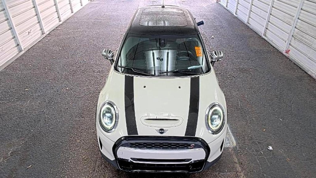 Used 2022 MINI Cooper S image 4