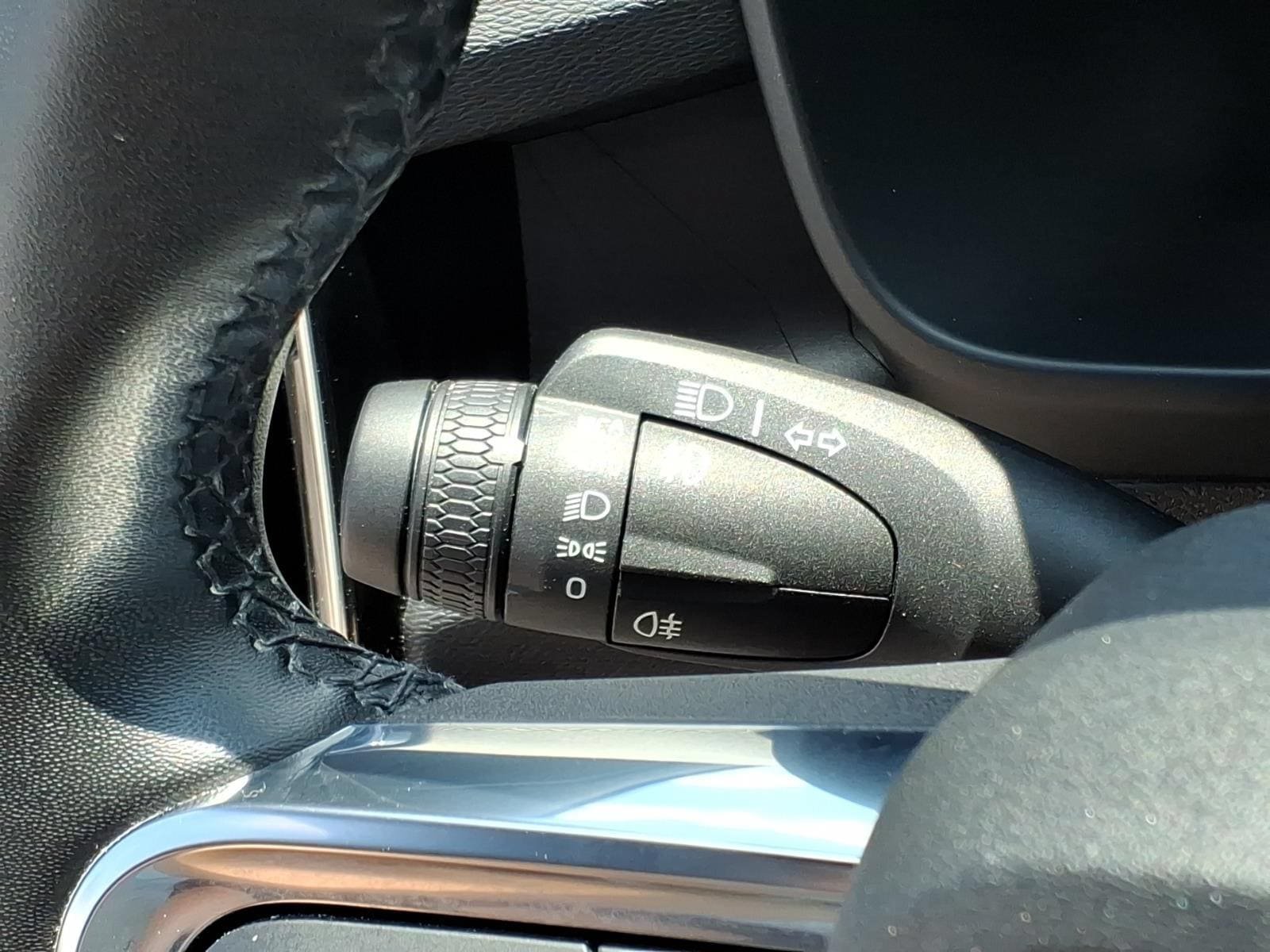 Certified 2023 Volvo C40 P8 Recharge Ultimate AWD/4WD image 19