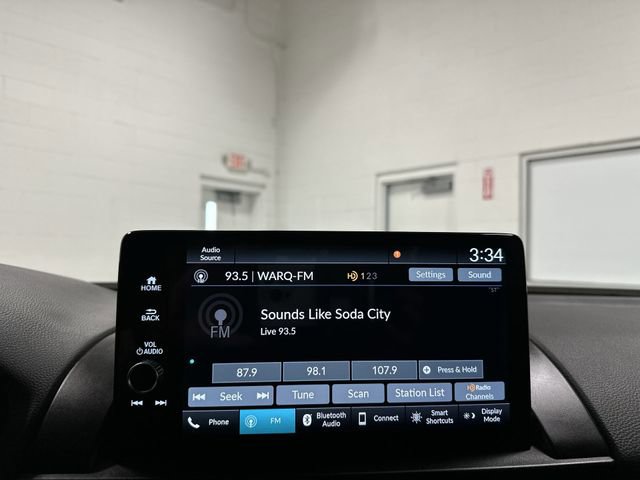 Used 2025 Honda Pilot EX-L image 32