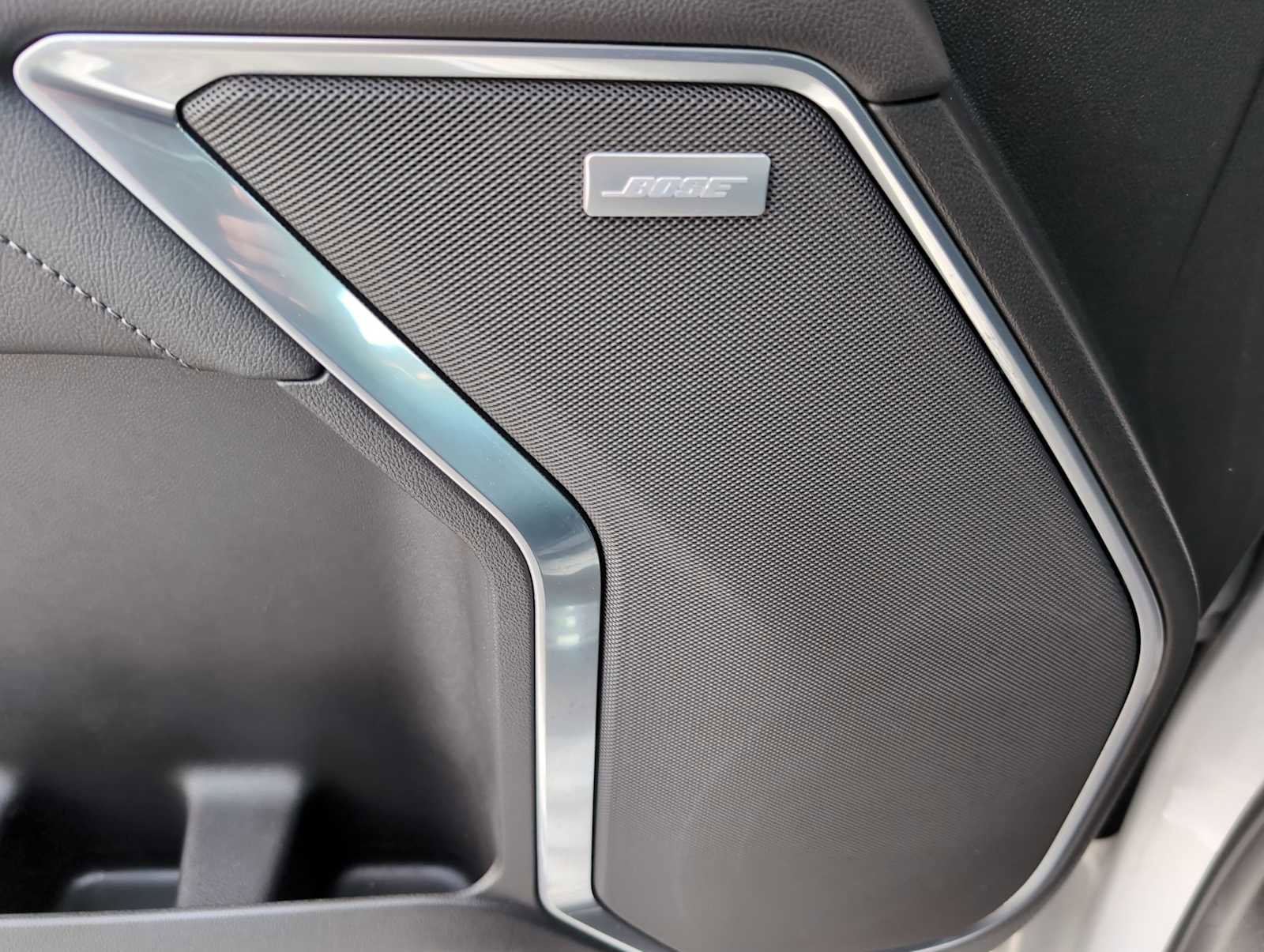 Used 2022 GMC Sierra 1500 SLT w/ SLT Premium Package image 31