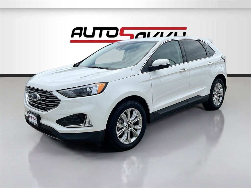 Used 2024 Ford Edge Titanium image 3
