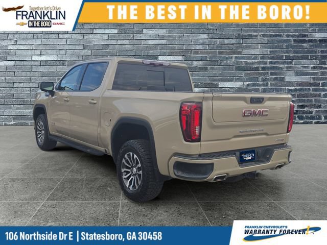 Used 2023 GMC Sierra 1500 AT4 w/ Technology Package AWD/4WD image 3