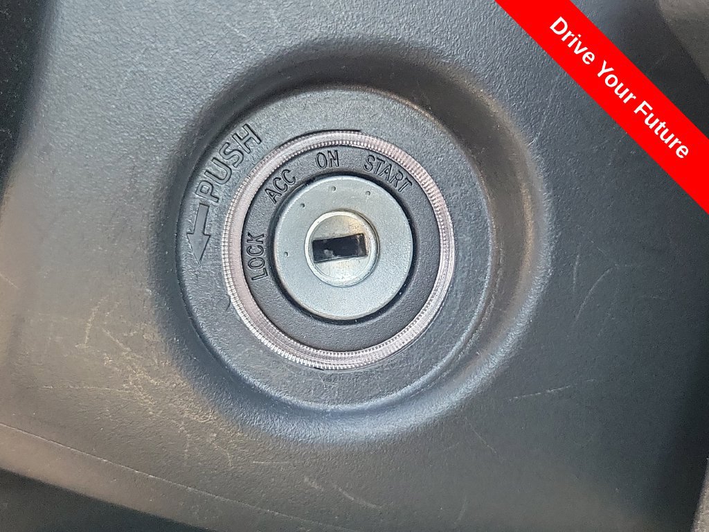 Used 2023 Toyota Camry SE FWD image 9