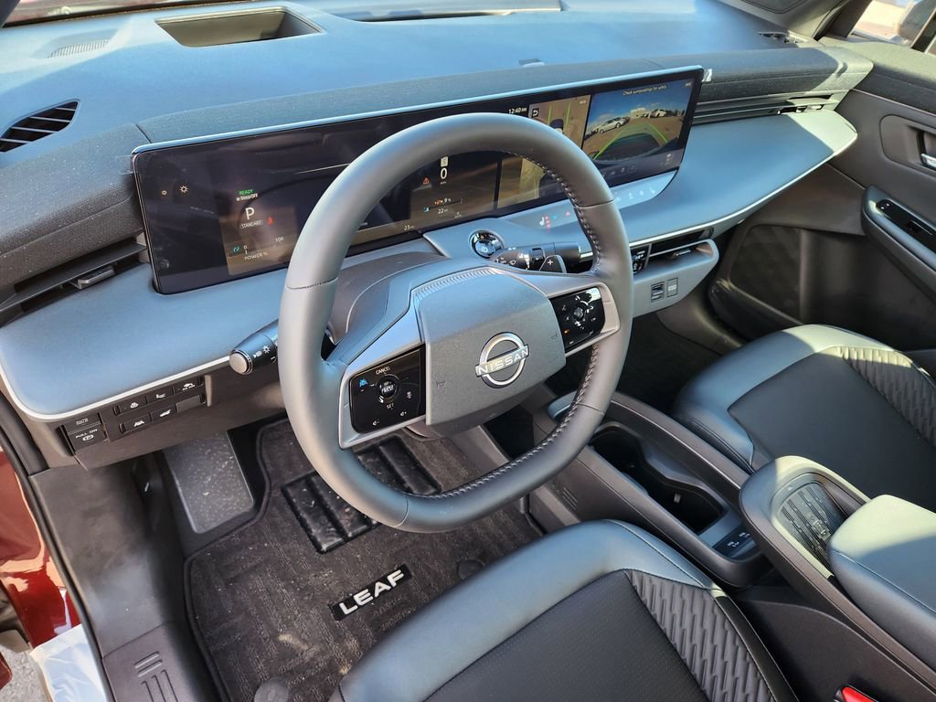 New 2026 Nissan Leaf Platinum+ w/ Cargo Package (Platinum+) image 8
