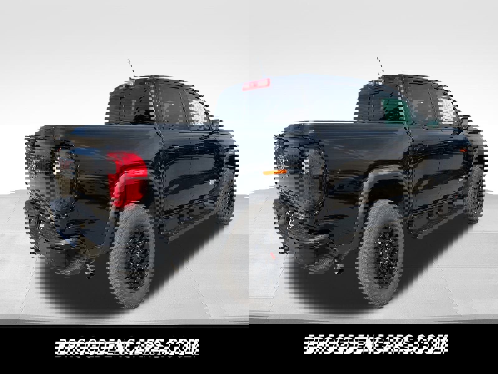 New 2026 GMC Canyon Elevation image 3