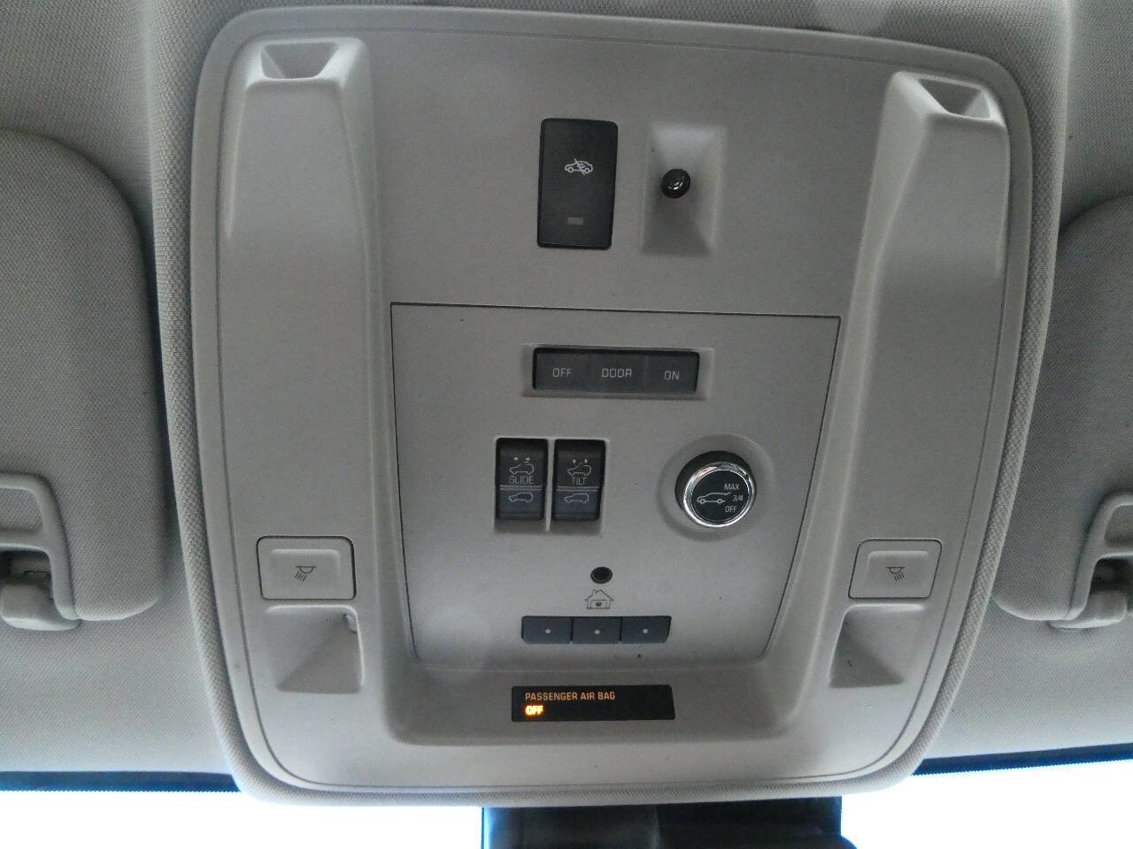 Used 2015 Cadillac Escalade ESV Luxury image 24