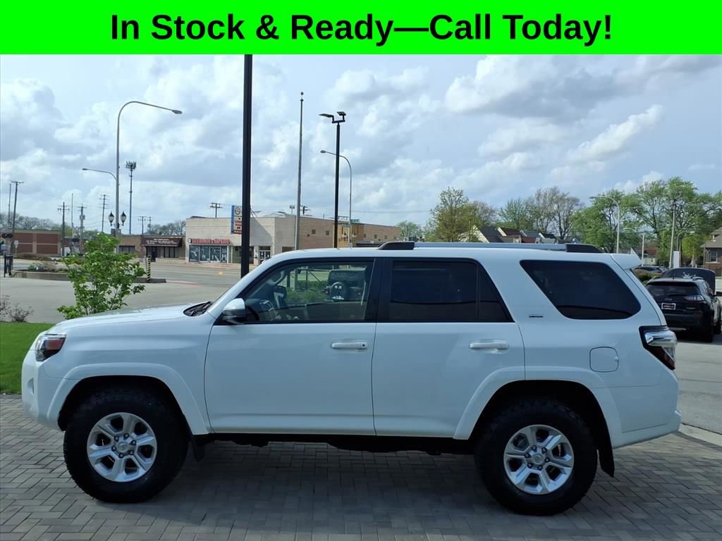 Used 2020 Toyota 4Runner SR5 image 4