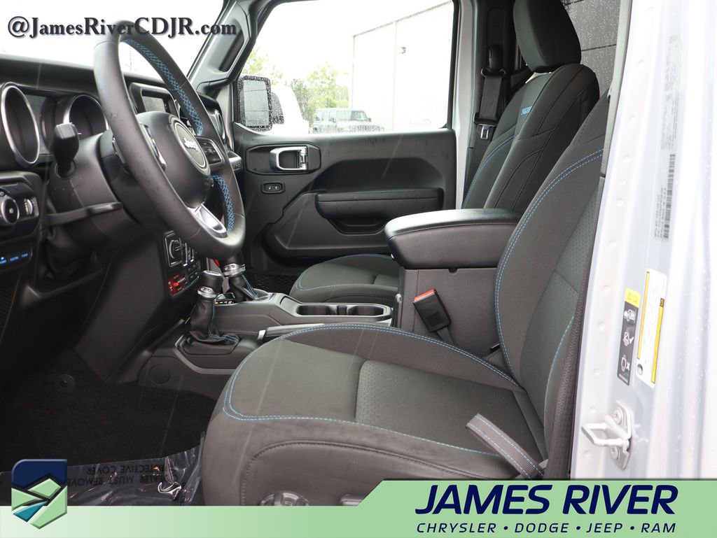 Used 2023 Jeep Wrangler Unlimited Rubicon 4xe AWD/4WD image 22