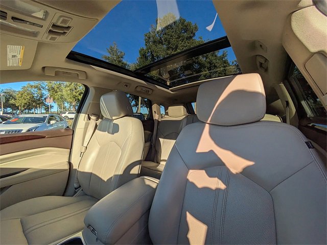 Used 2014 Cadillac SRX Luxury w/ Driver Awareness Package image 22