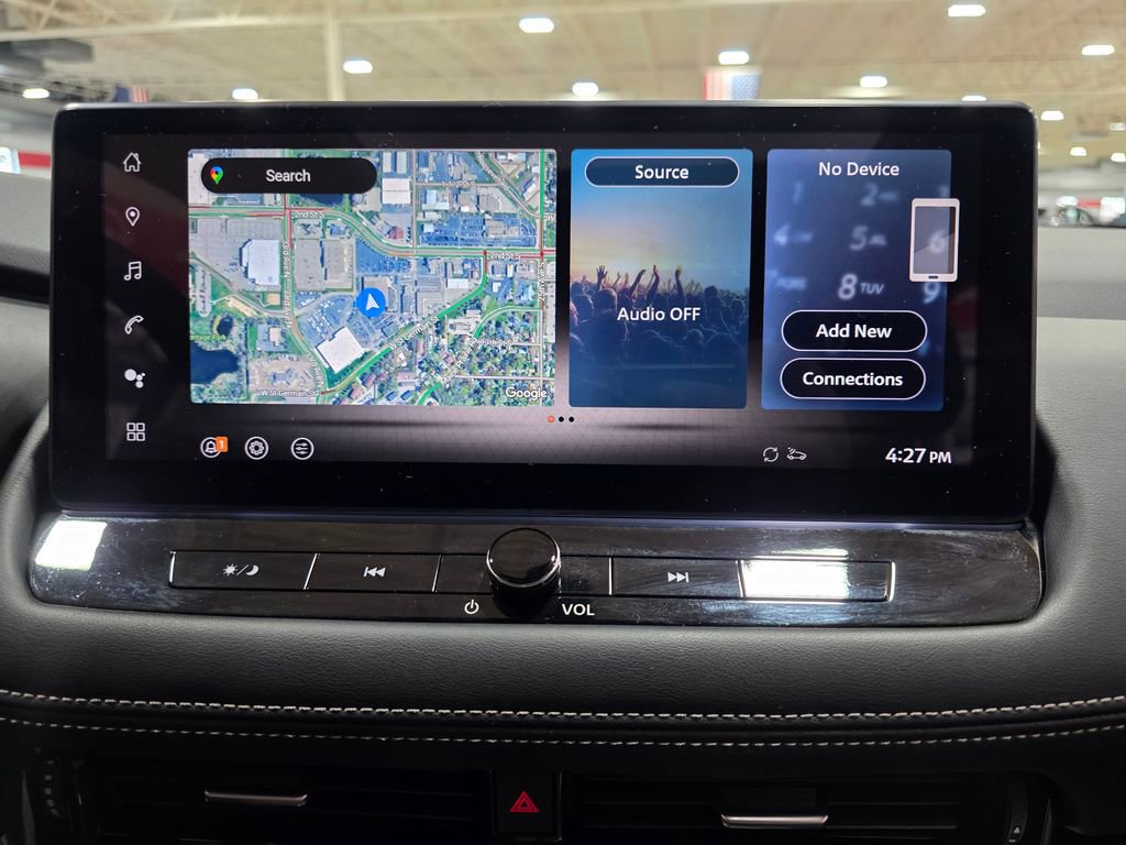 Used 2025 Nissan Rogue SL w/ SL Premium Package image 24