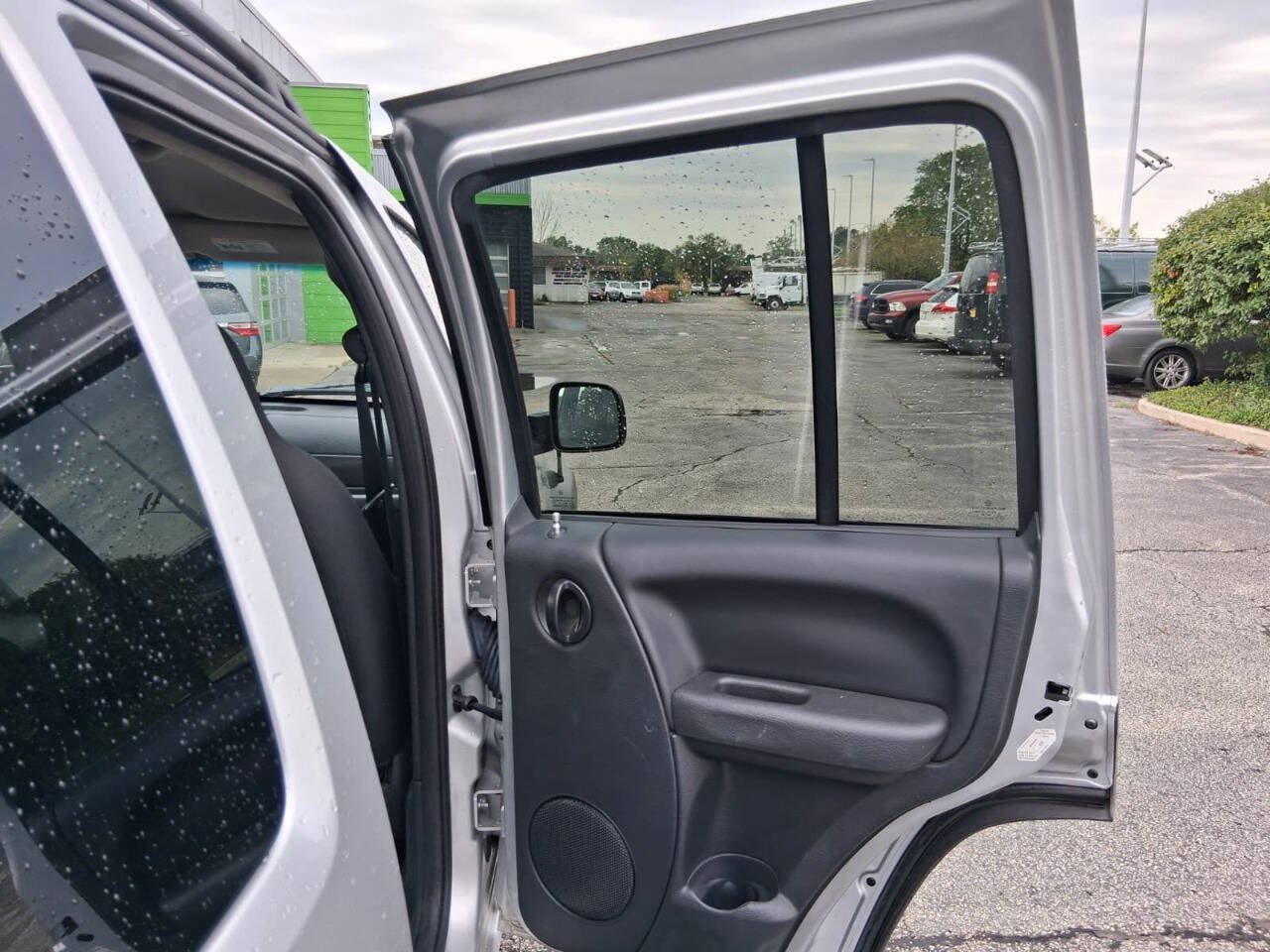 Used 2004 Jeep Liberty Sport w/ PWR Convenience Group RWD image 17