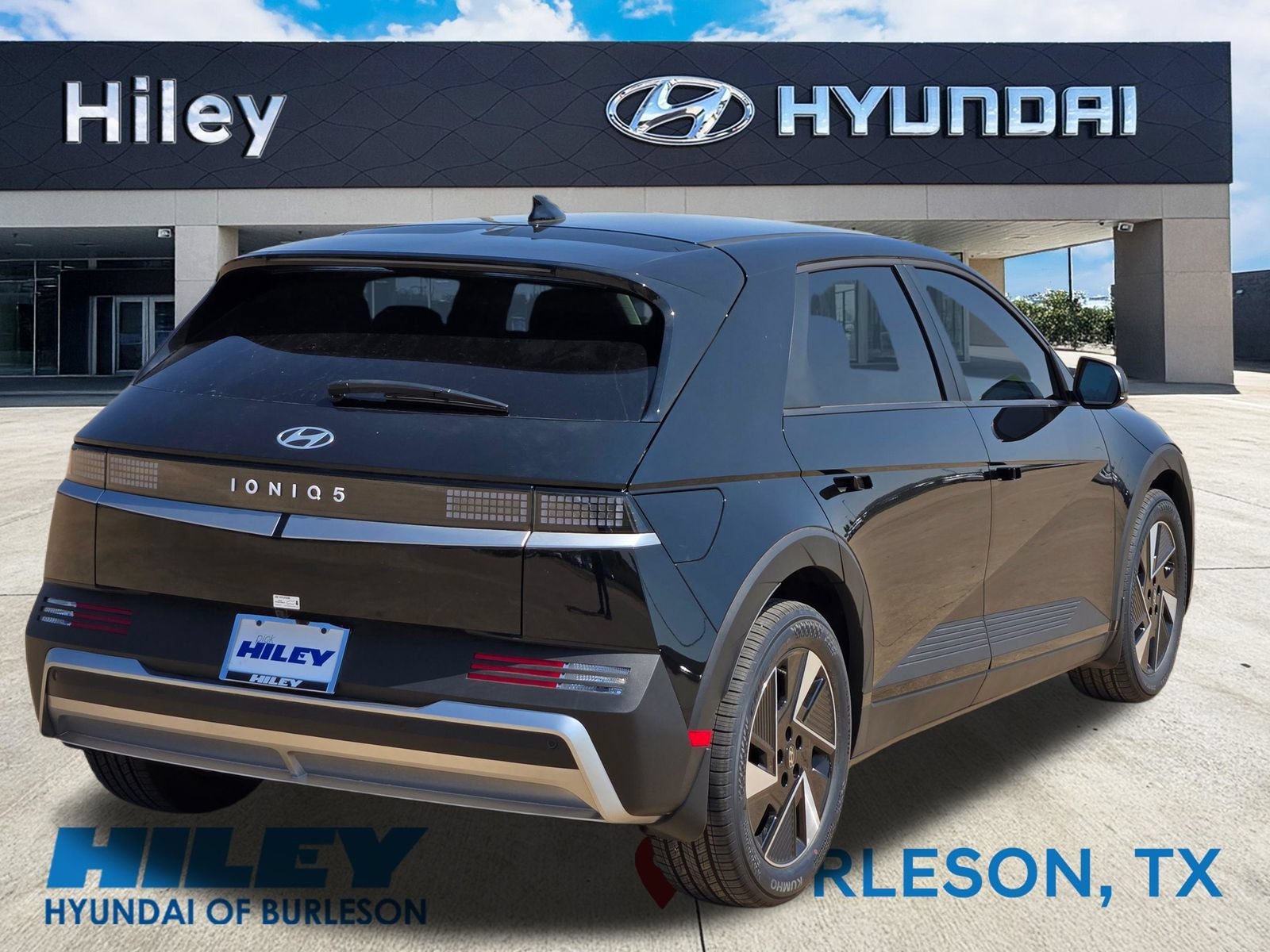 New 2026 Hyundai Ioniq 5 SEL RWD image 4