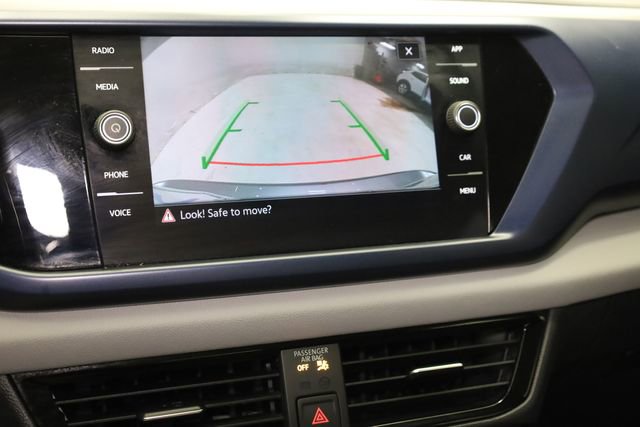 Used 2022 Volkswagen Taos SE image 22