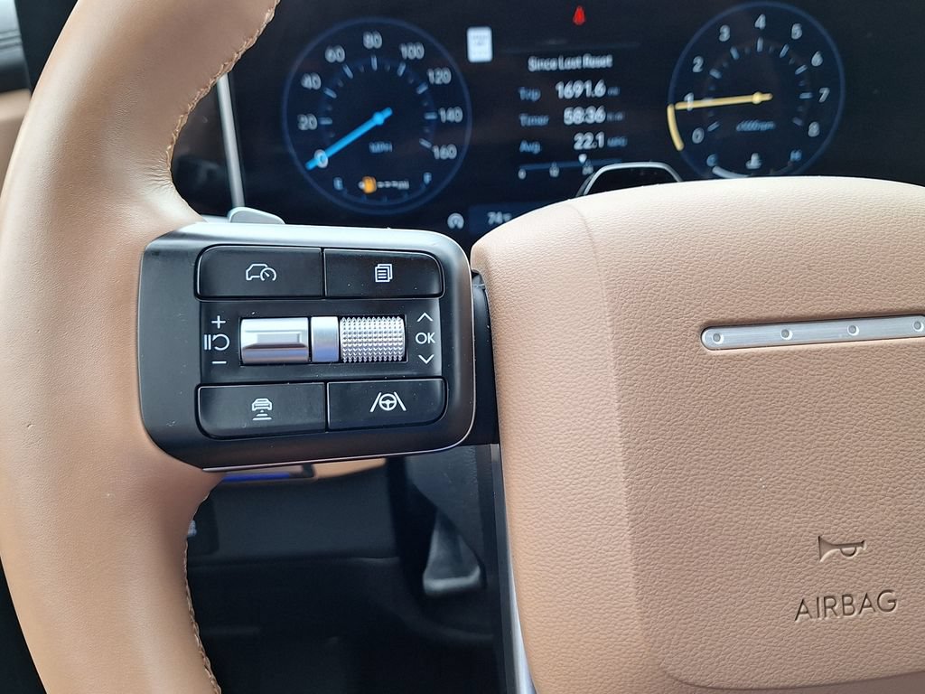 New 2025 Hyundai Santa Fe Limited AWD/4WD image 18