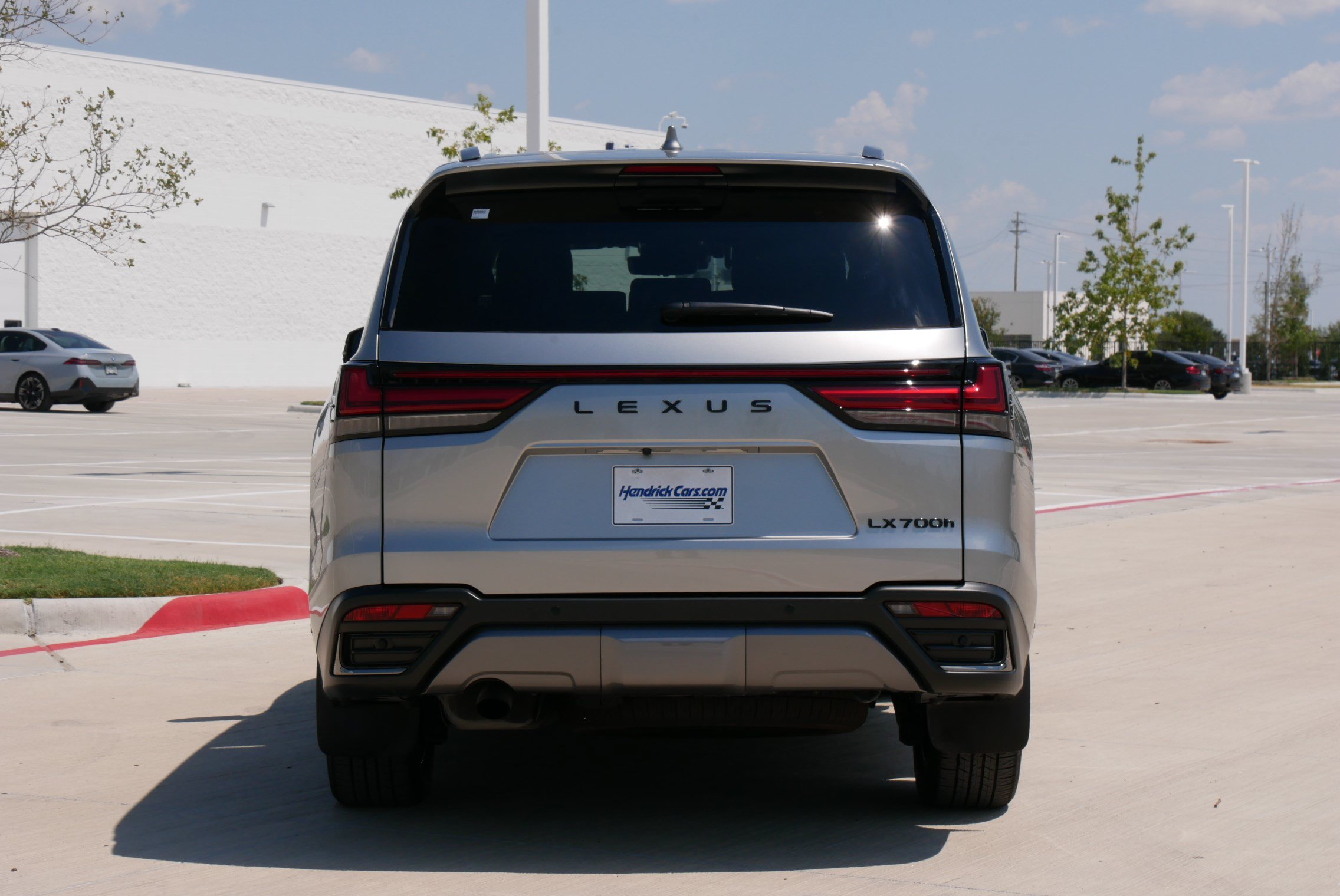 Used 2026 Lexus LX 700h Luxury w/ Appearance Package AWD/4WD image 8