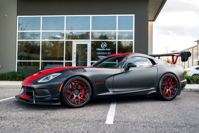 Used 2017 Dodge Viper GTC w/ ACR Package image 2