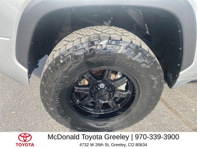 Used 2025 Toyota Tundra Limited AWD/4WD image 10