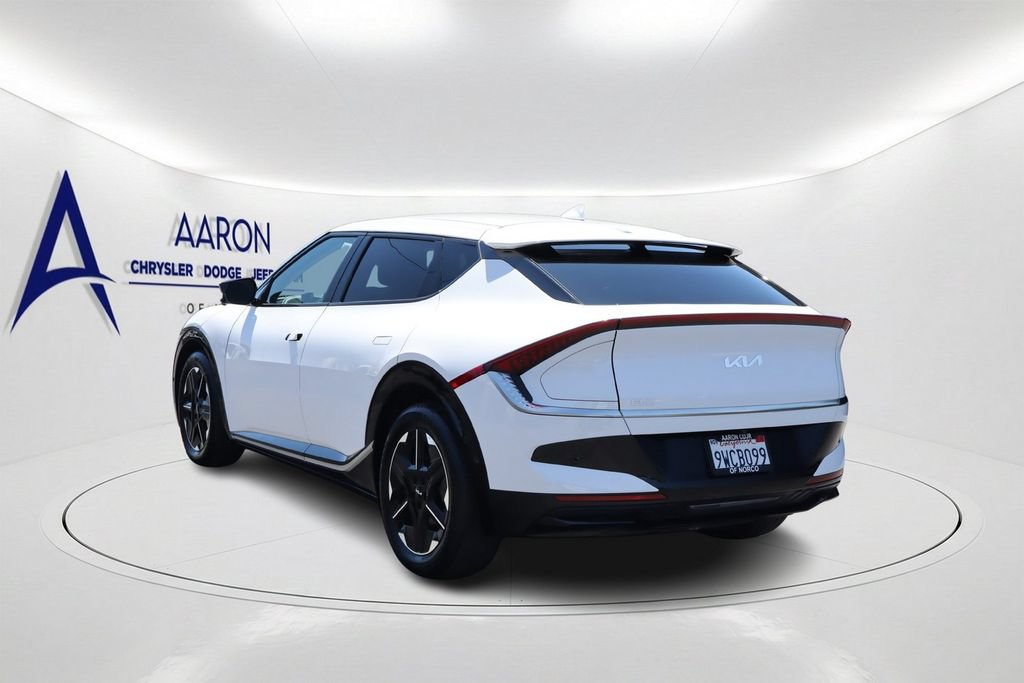 Used 2025 Kia EV6 Wind RWD image 7