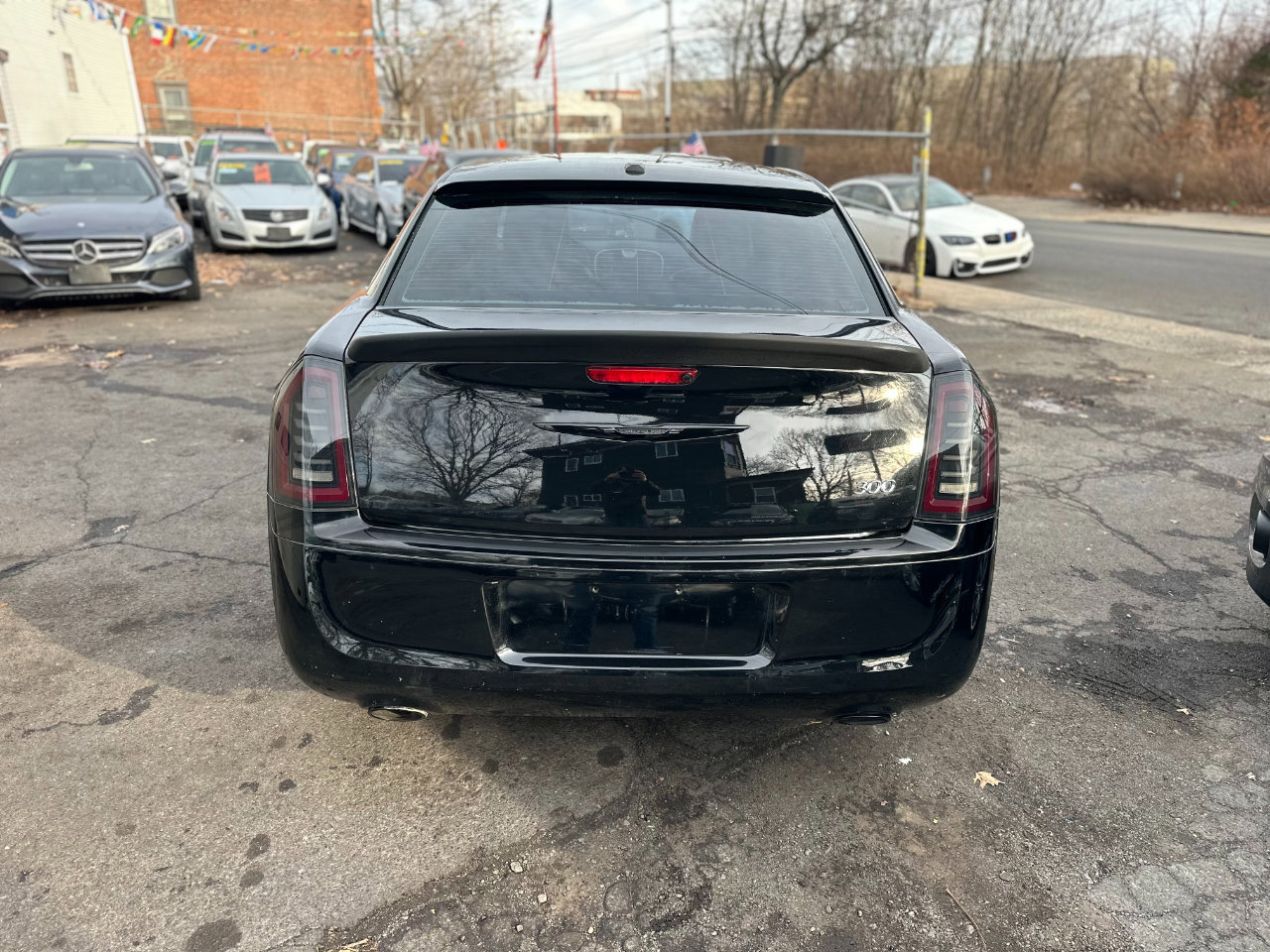 Used 2014 Chrysler 300 RWD image 9