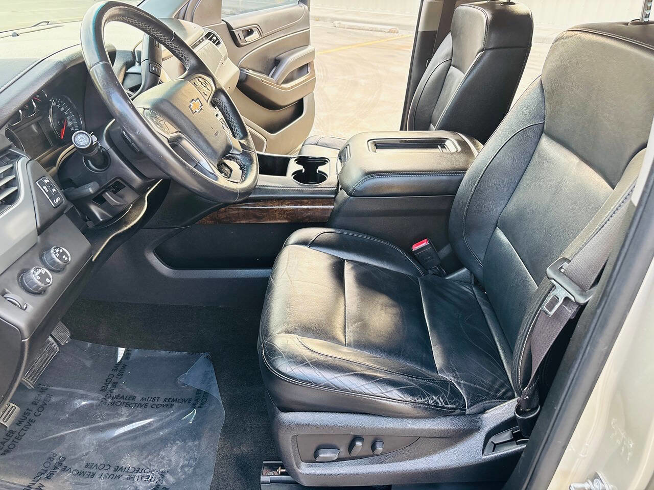 Used 2016 Chevrolet Suburban LT image 19