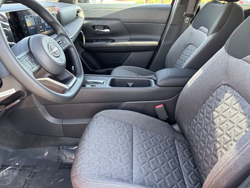 New 2026 Nissan Kicks SV image 14