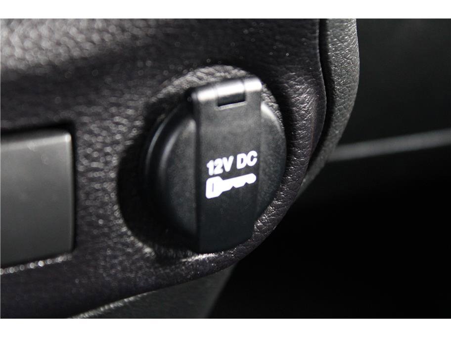 Used 2015 Jeep Wrangler Unlimited Sahara w/ Connectivity Group image 26