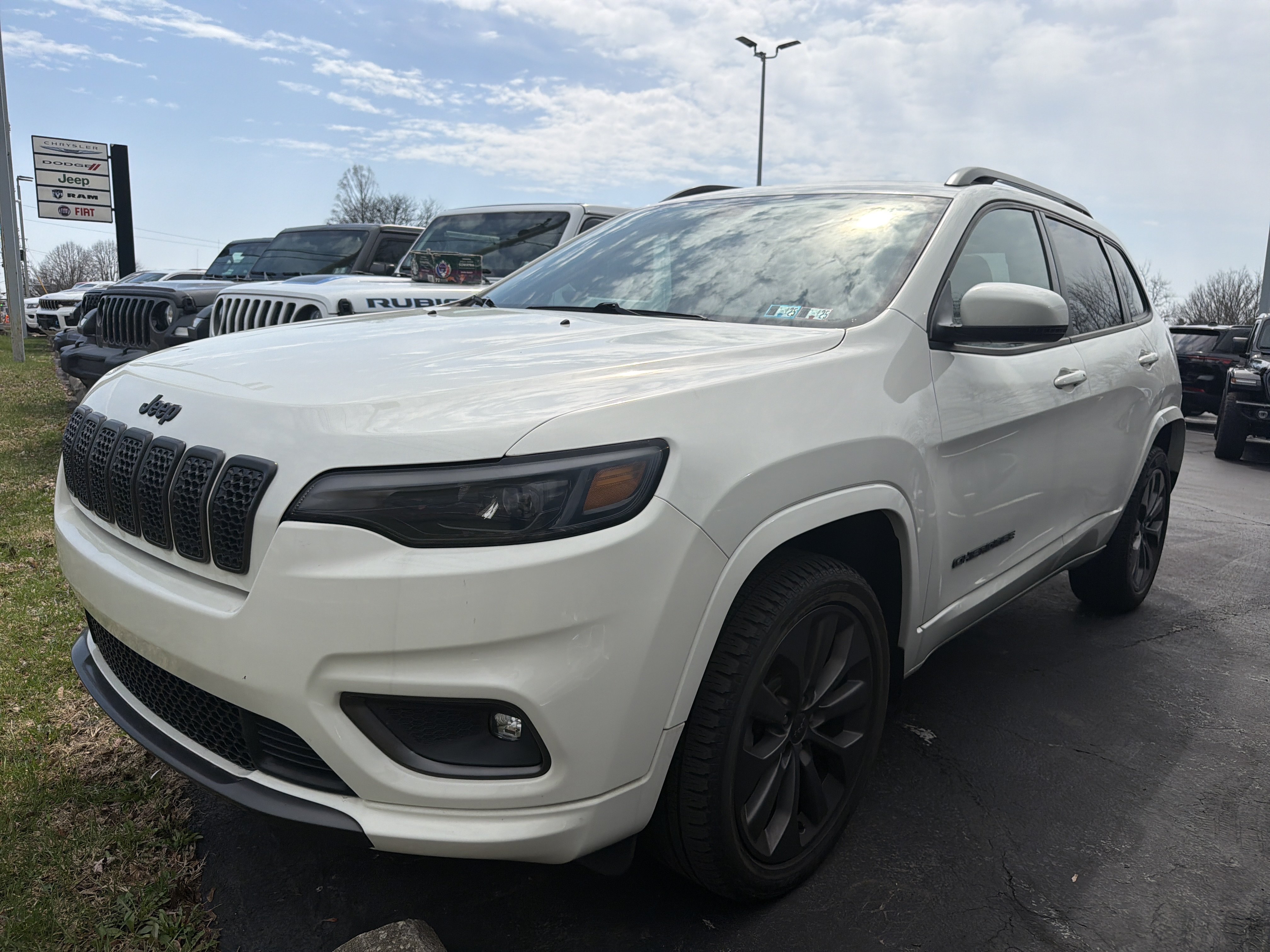 Certified 2019 Jeep Cherokee High Altitude AWD/4WD image 3