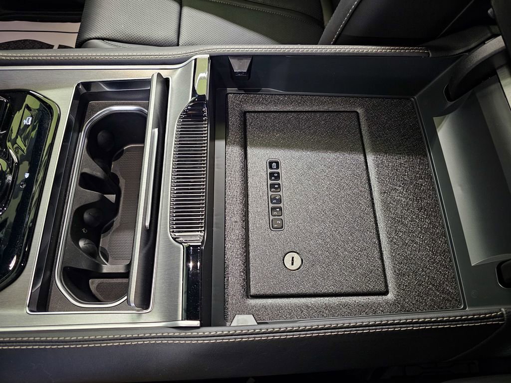 New 2026 Jeep Grand Wagoneer 4WD image 34