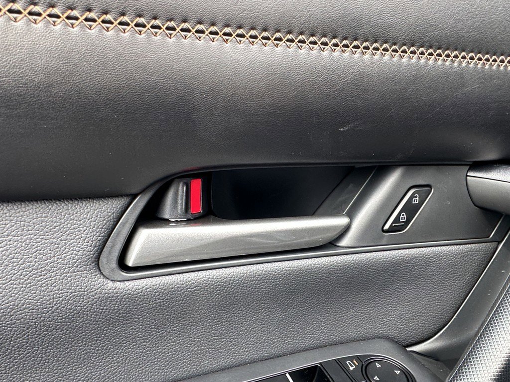 New 2025 MAZDA CX-50 AWD 2.5 Hybrid w/ Cargo Package image 18