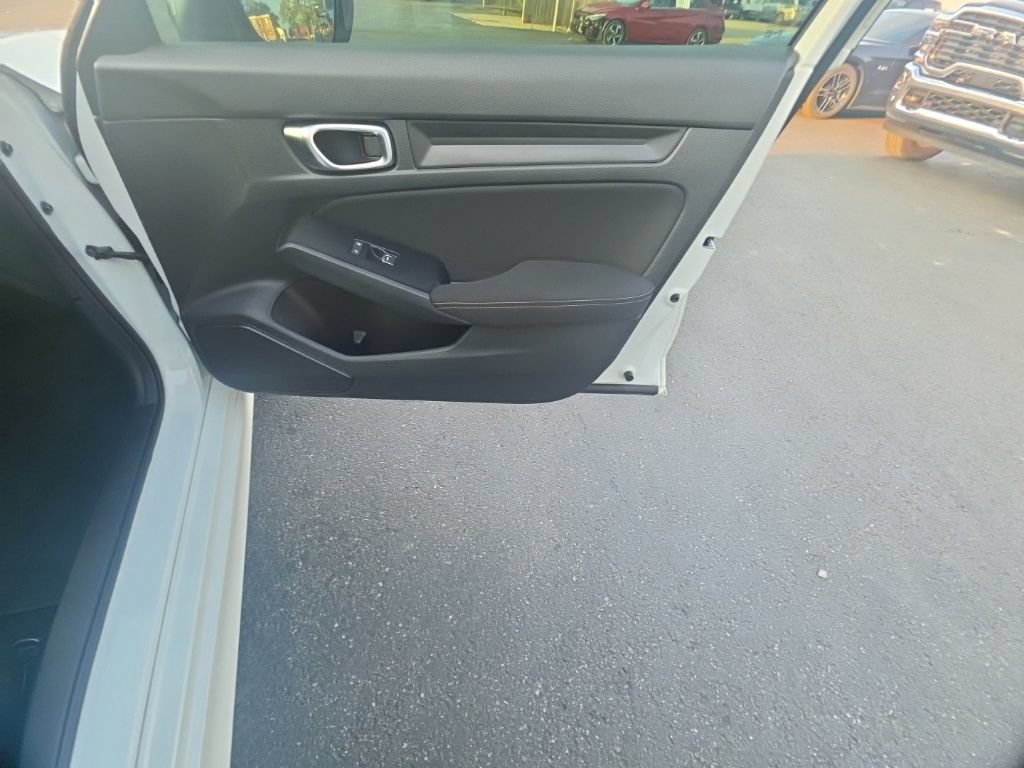 Used 2025 Honda Civic Sport image 30