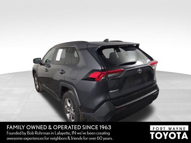 Used 2025 Toyota RAV4 XLE image 9