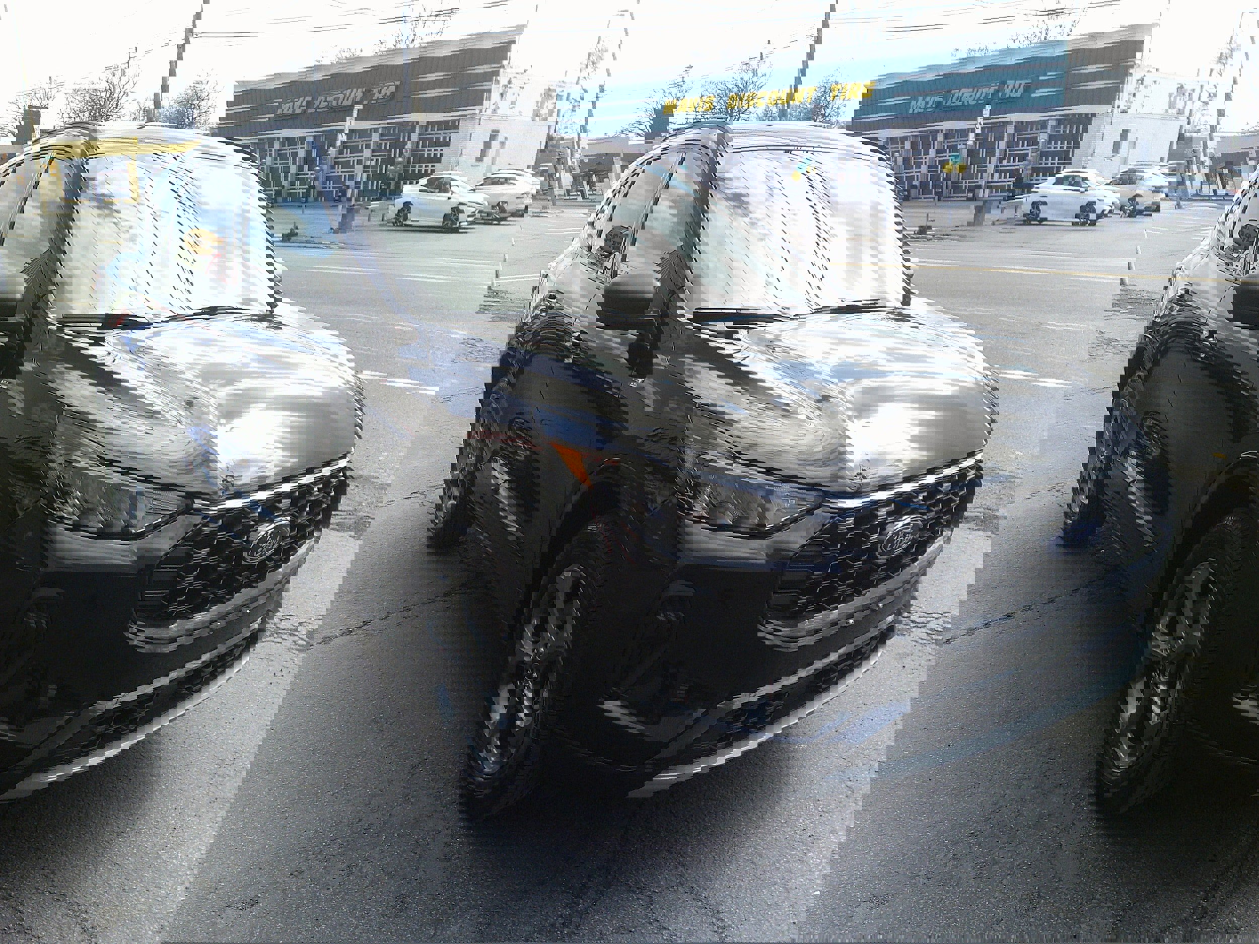 Used 2024 Ford Escape ST-Line image 8