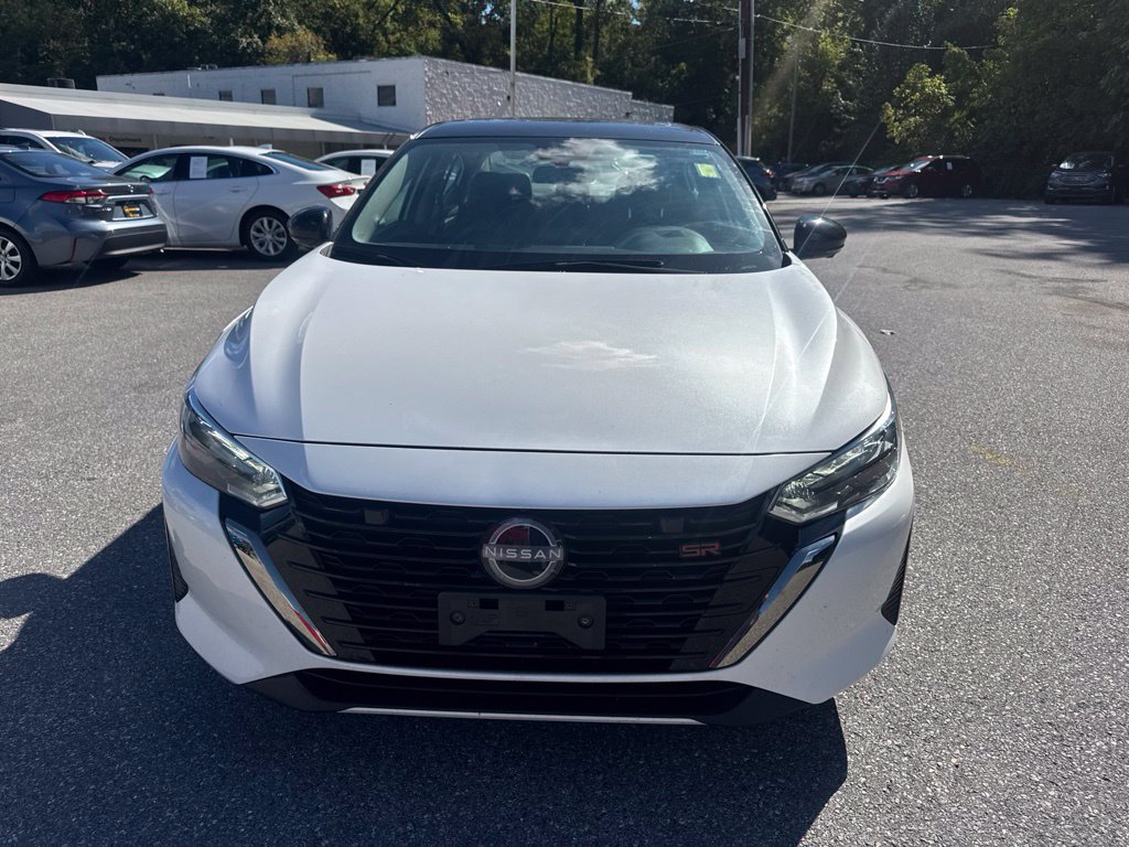 Used 2024 Nissan Sentra SR w/ SR Premium Package FWD image 2