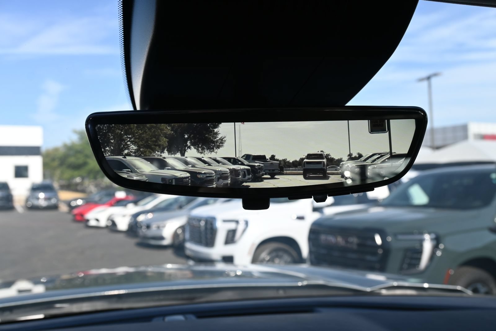 Used 2025 GMC Sierra 1500 Denali AWD/4WD image 15