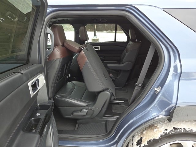 Used 2021 Ford Explorer Platinum w/ Equipment Group 601A image 44