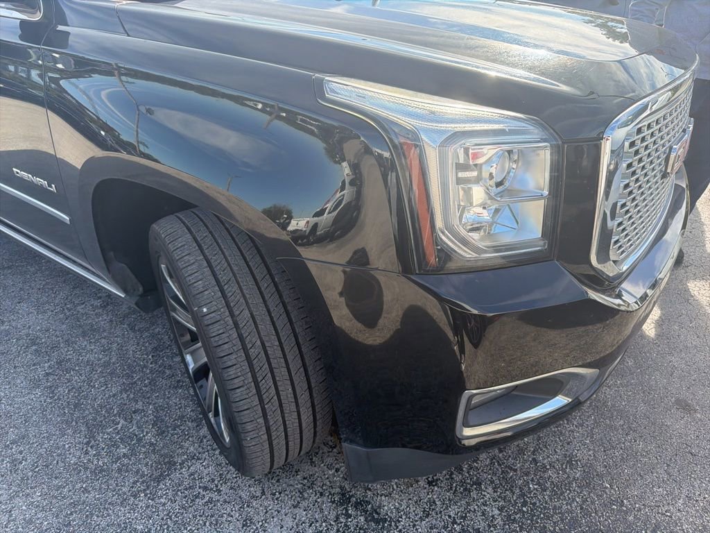 Used 2016 GMC Yukon XL Denali w/ Open Road Package image 3