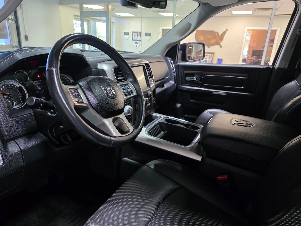 Used 2016 RAM 1500 Laramie w/ Convenience Group image 16