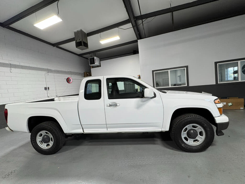 Used 2012 Chevrolet Colorado W/T image 2